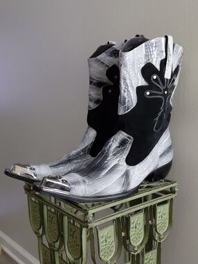 Silver Faux Snake-Embossed Western Boots with Black Suede Shaft